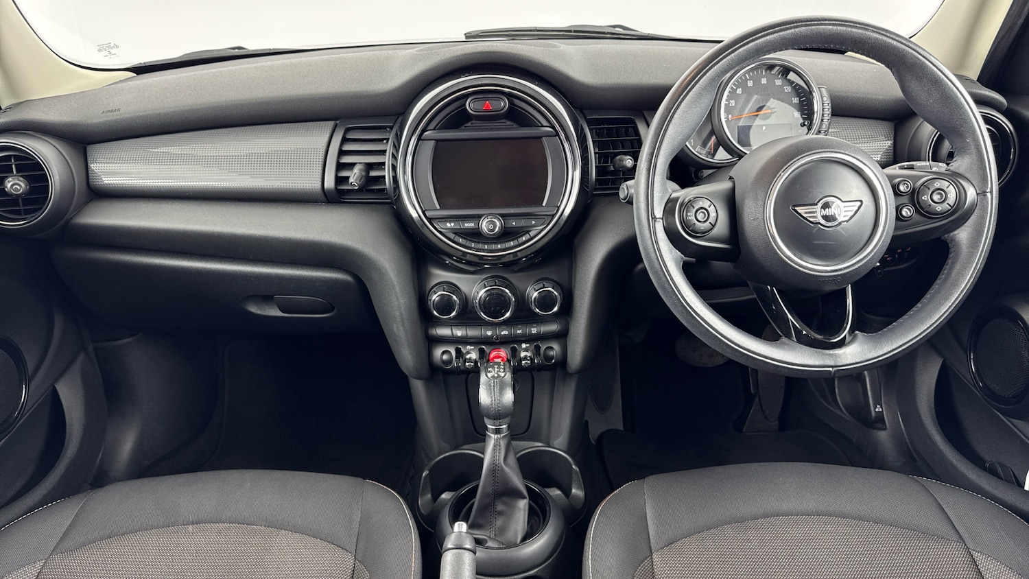 Used MINI Hatch 2017 for sale - 76319980: Photo 4