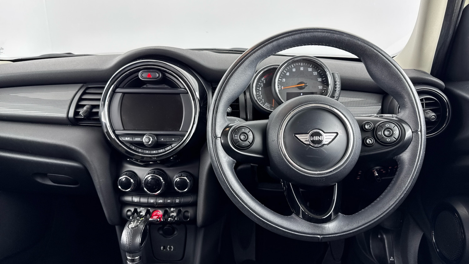 Used MINI Hatch 2017 for sale - 76319980: Photo 5