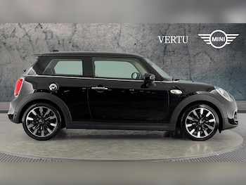 Used MINI Hatch 2020 for sale - 77167927: Photo