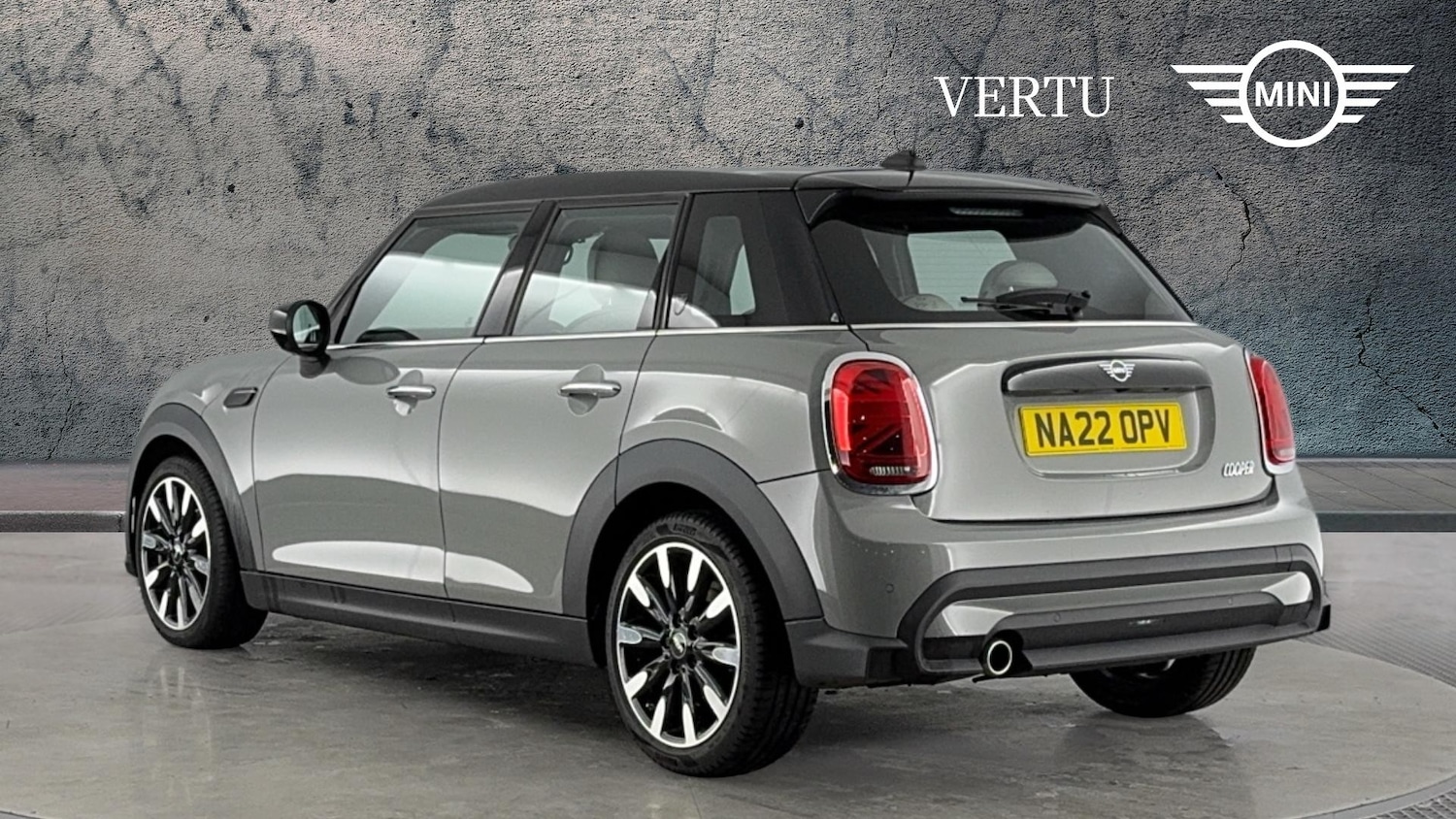 Used MINI Hatch 2022 for sale - 77023923: Photo 2