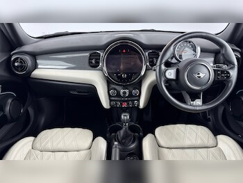 Used MINI Hatch 2022 for sale - 77023923: Photo