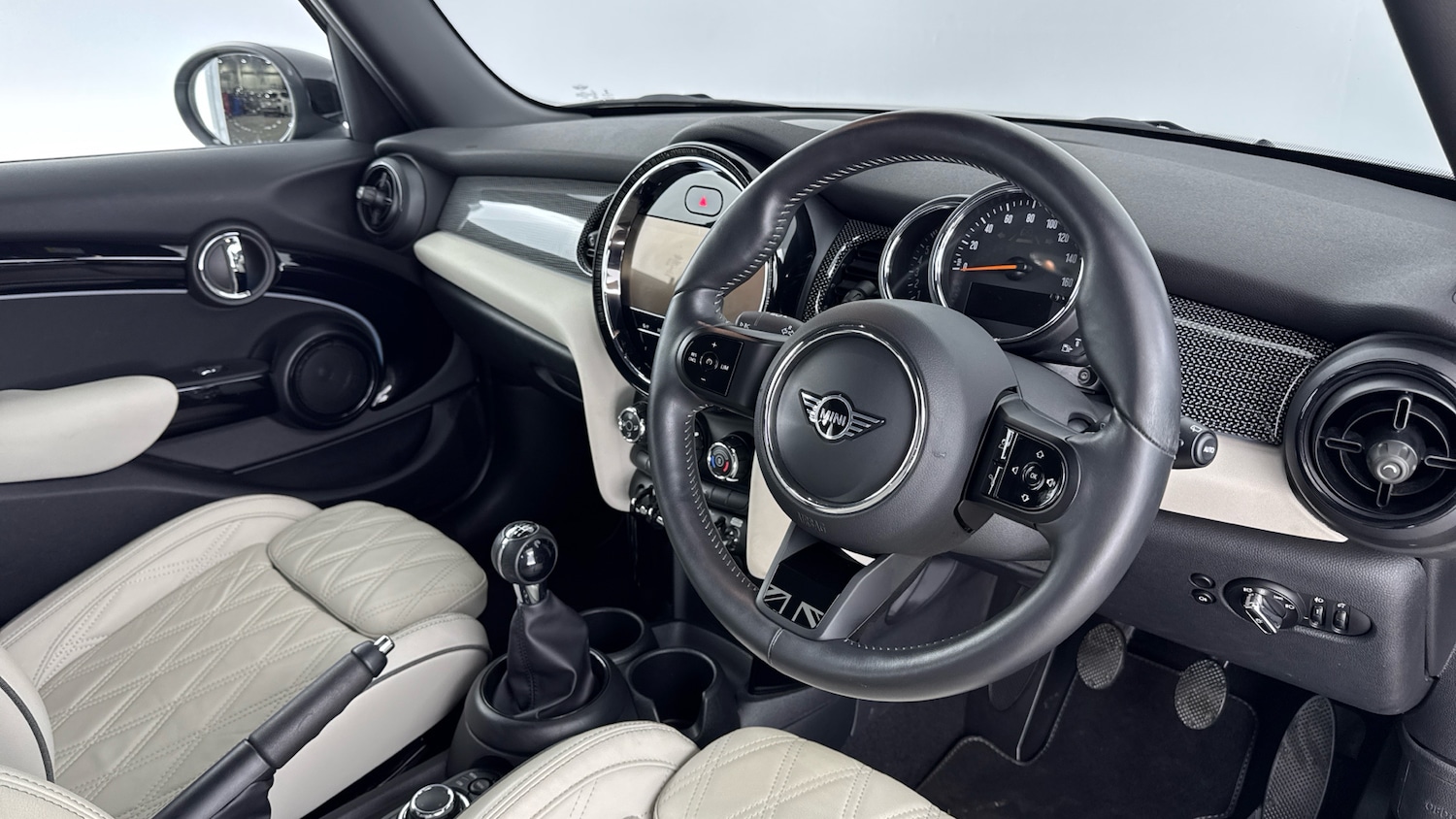 Used MINI Hatch 2022 for sale - 77023923: Photo 6