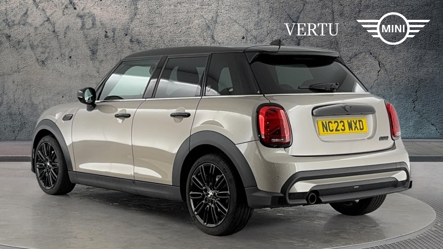 Used MINI Hatch 2023 for sale - 76542772: Photo 2