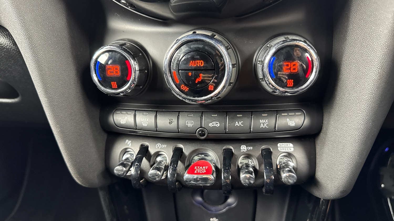 Used MINI Hatch 2023 for sale - 77906250: Photo 36