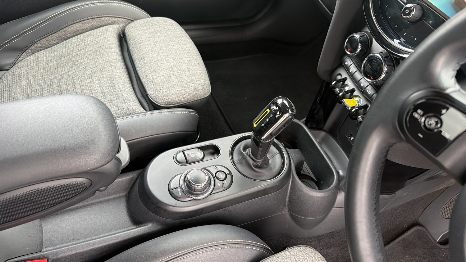 Used MINI Hatch 2022 for sale - 77883869: Photo 10