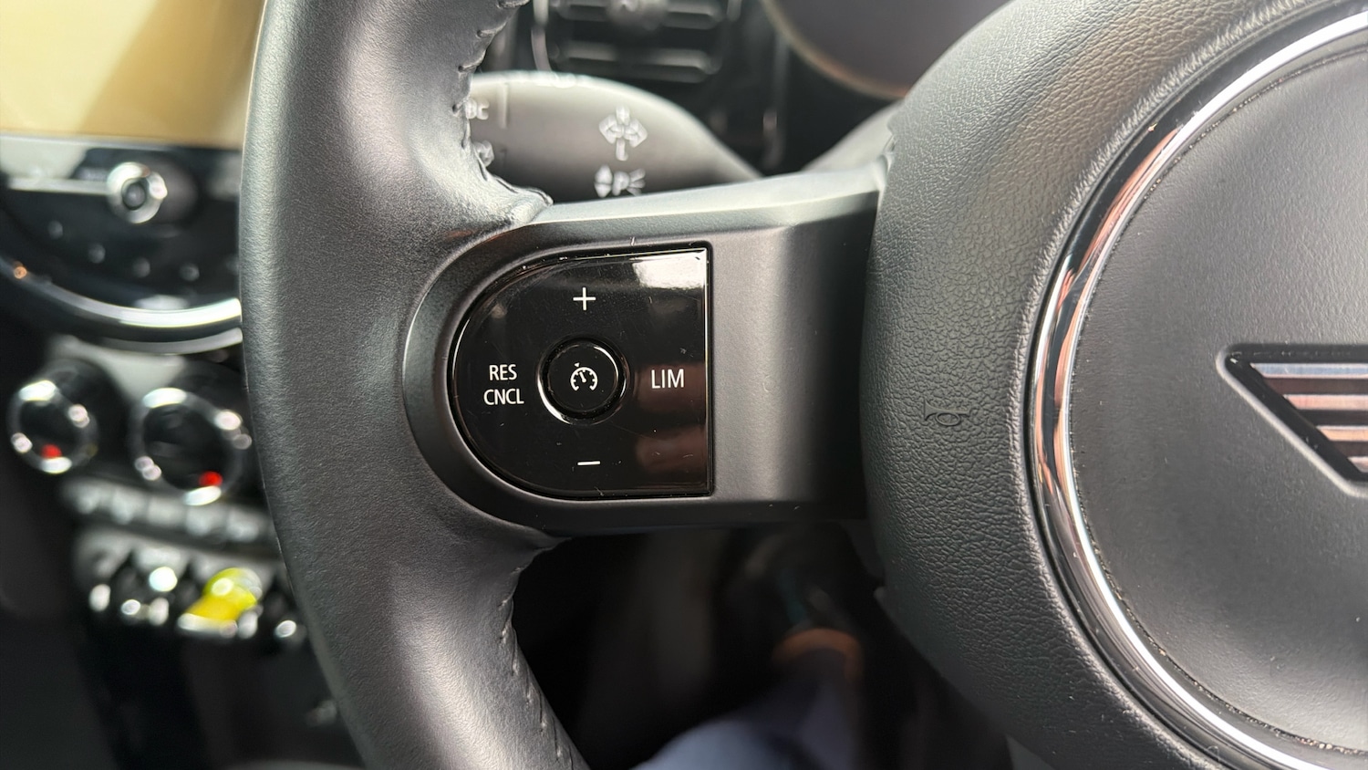 Used MINI Hatch 2022 for sale - 77883869: Photo 17