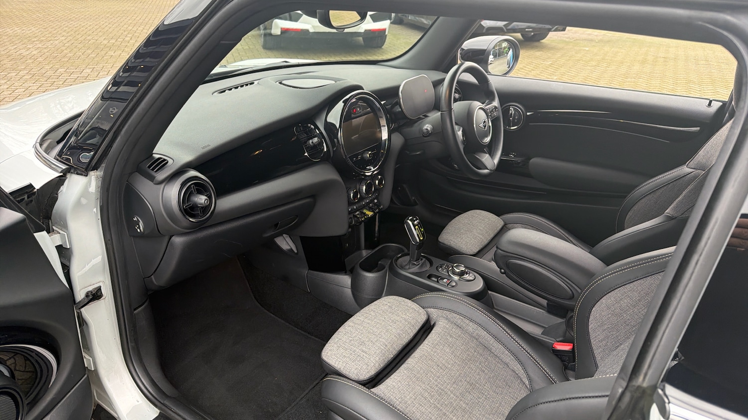 Used MINI Hatch 2022 for sale - 77883869: Photo 7