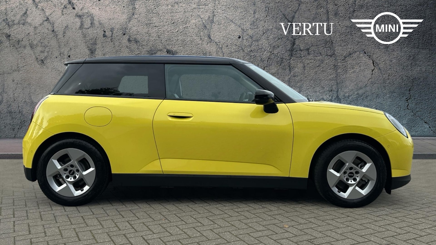 Used MINI Cooper 2025 for sale - 76712308: Photo 3