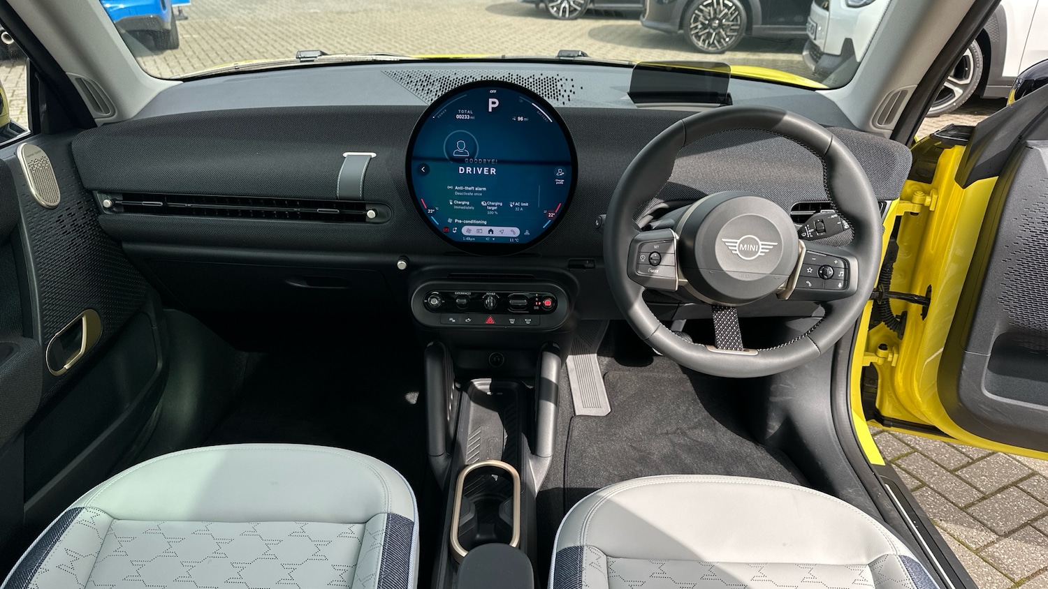 Used MINI Cooper 2025 for sale - 76712308: Photo 4