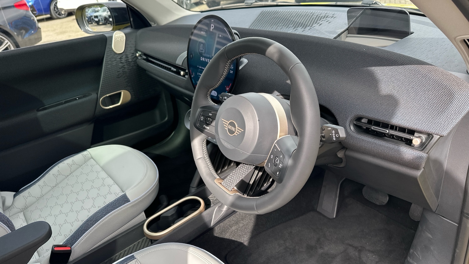 Used MINI Cooper 2025 for sale - 76712308: Photo 6