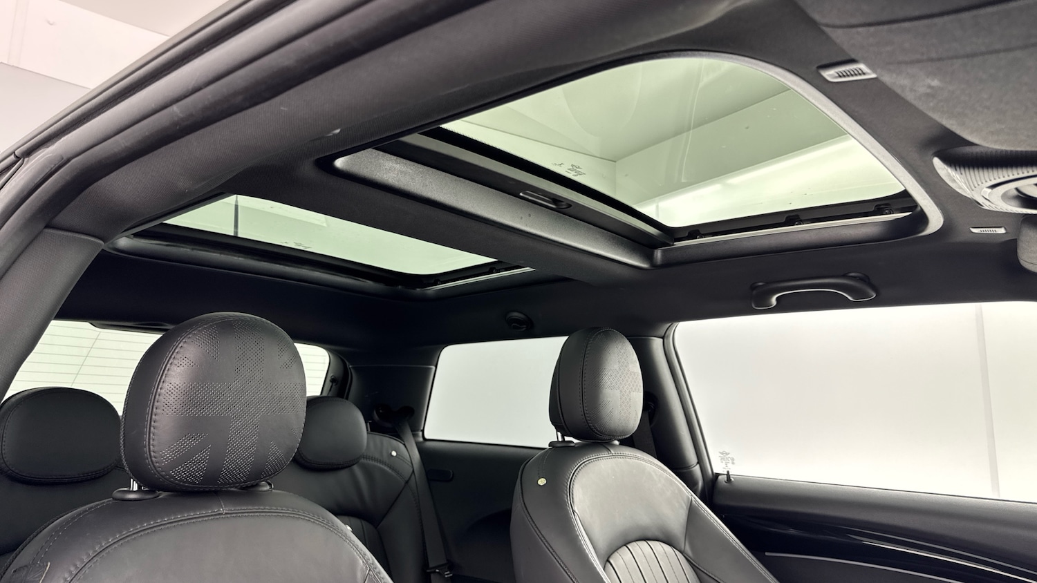 Used MINI Hatch 2021 for sale - 77116426: Photo 17