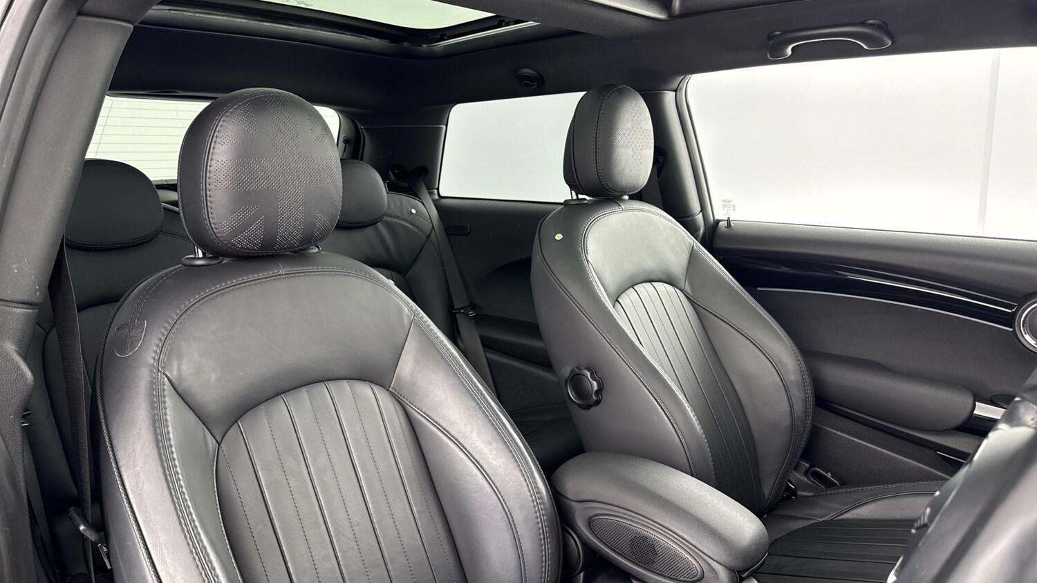 Used MINI Hatch 2021 for sale - 77116426: Photo 29