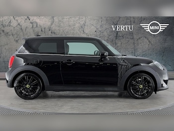 Used MINI Hatch 2021 for sale - 77116426: Photo