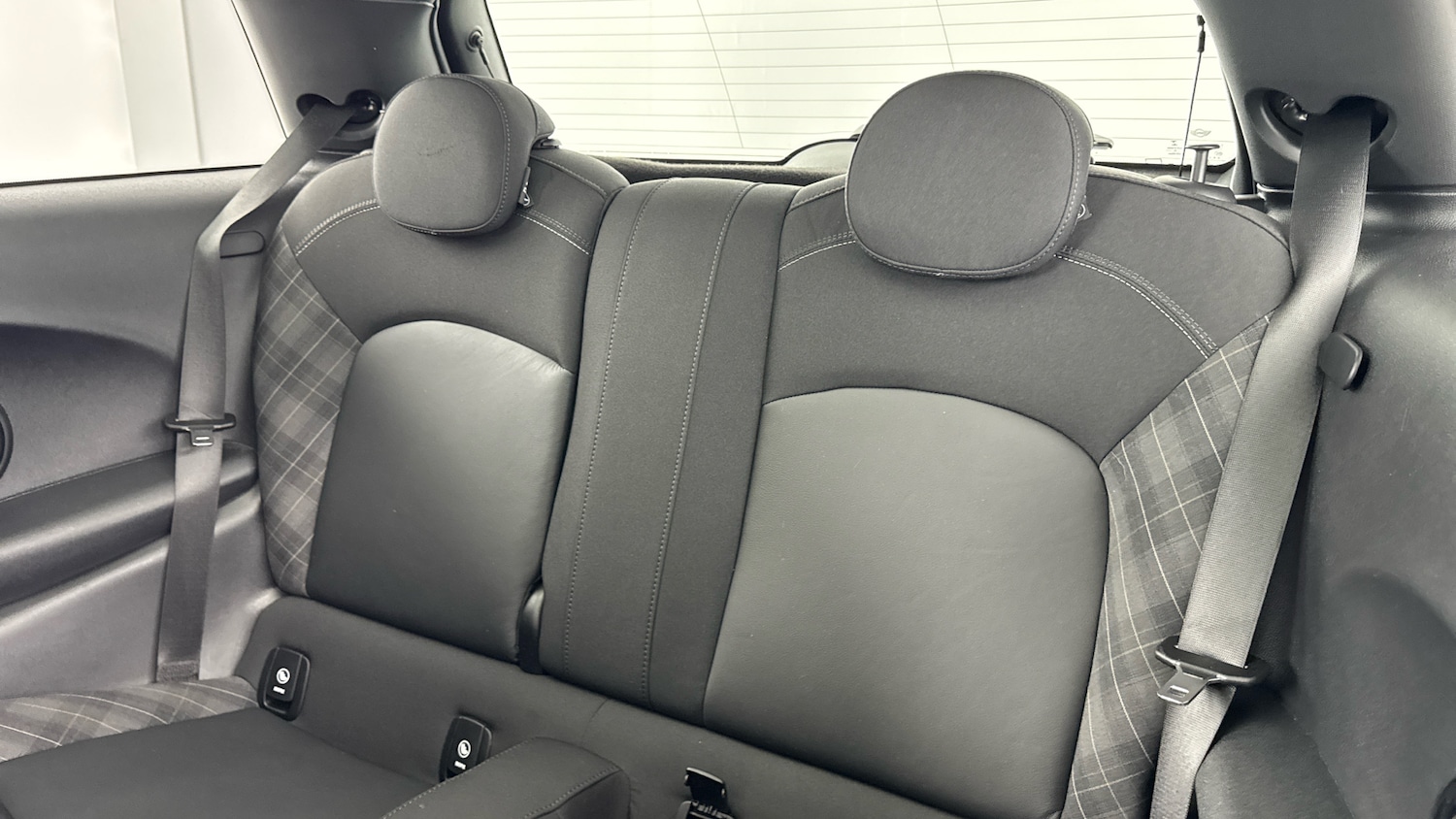 Used MINI Hatch 2018 for sale - 76694181: Photo 12