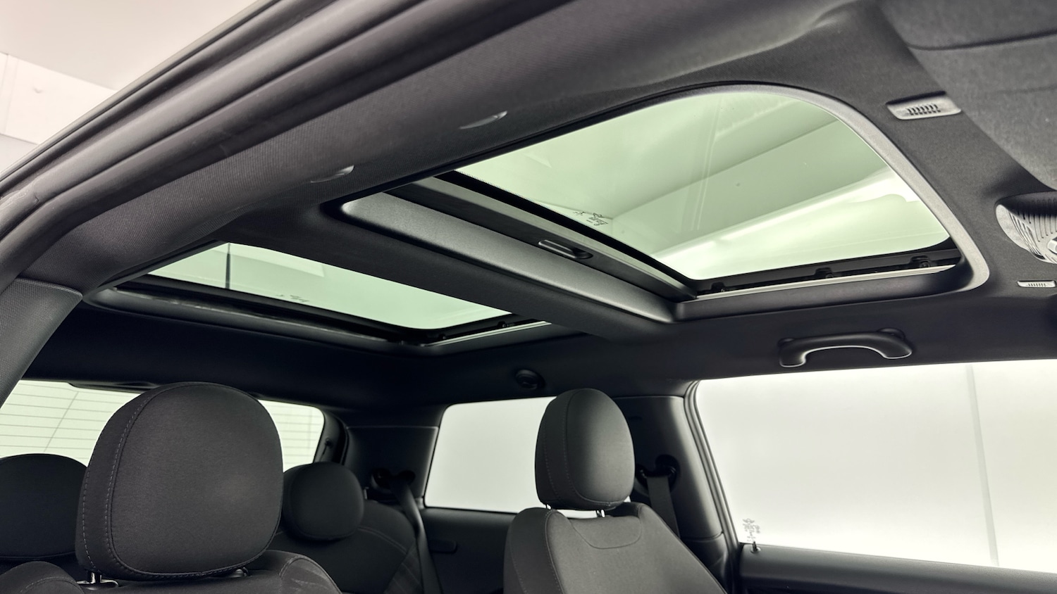 Used MINI Hatch 2018 for sale - 76694181: Photo 17