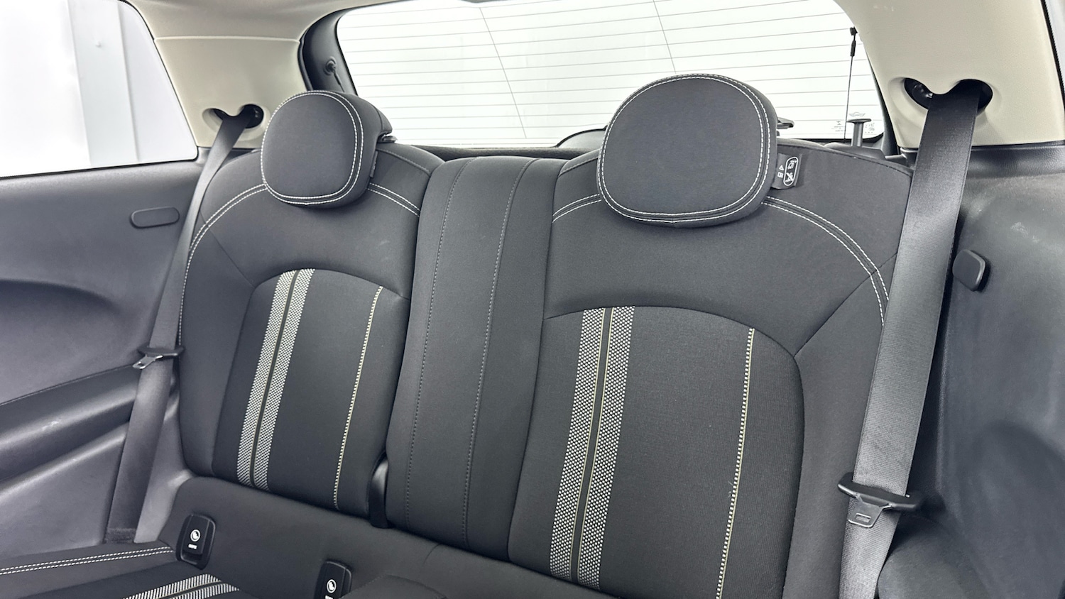 Used MINI Hatch 2018 for sale - 76568347: Photo 12