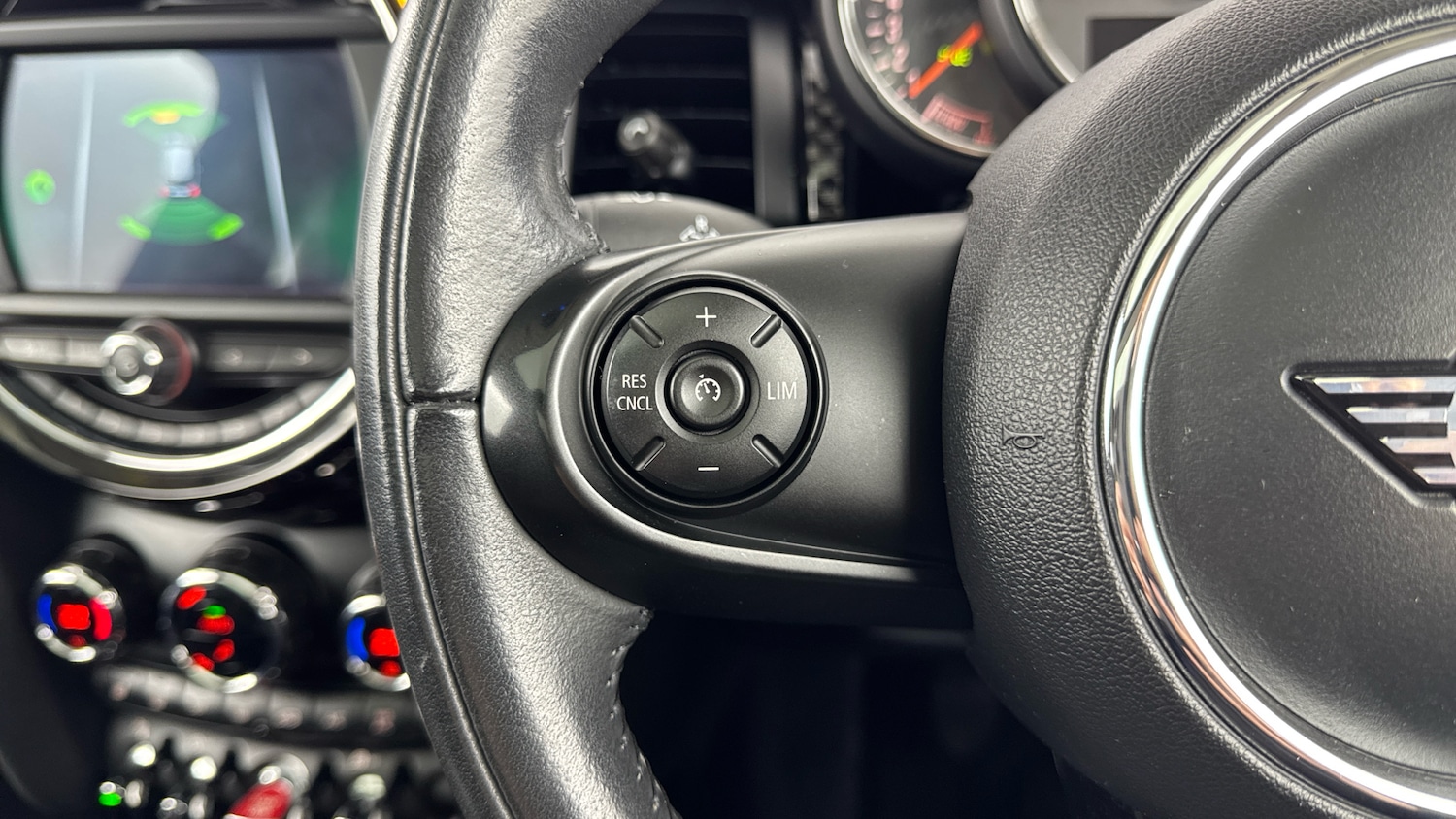 Used MINI Hatch 2018 for sale - 76568347: Photo 18