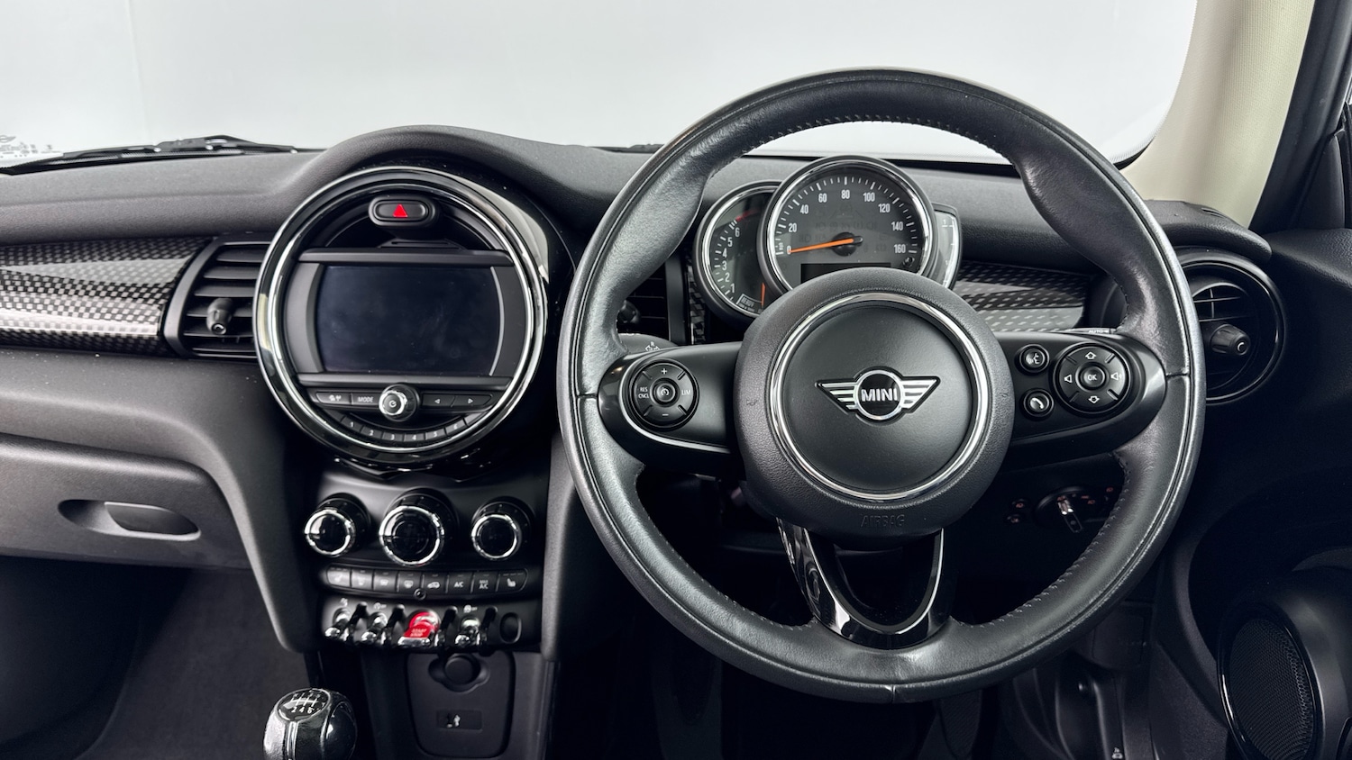 Used MINI Hatch 2018 for sale - 76568347: Photo 5