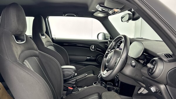 Used MINI Hatch 2021 for sale - 76077088: Photo 11