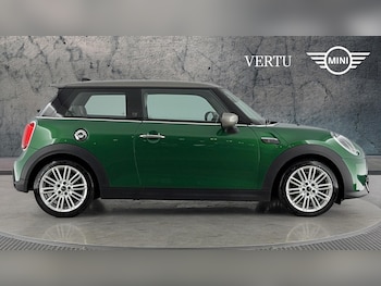 Used MINI Hatch 2022 for sale - 76366857: Photo