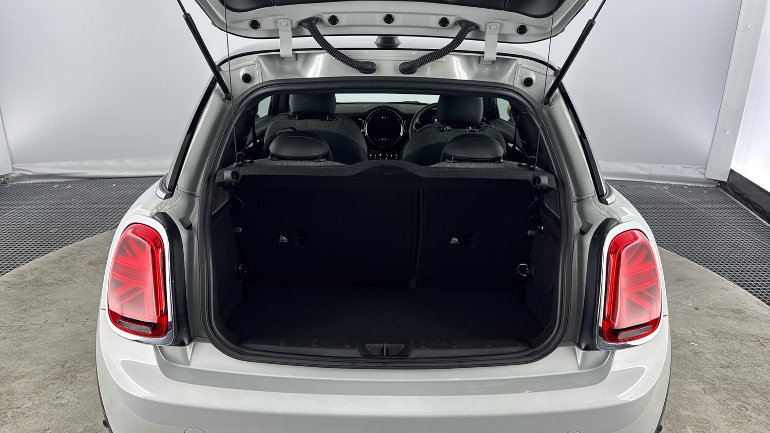 Used MINI Hatch 2022 for sale - 76749823: Photo 13