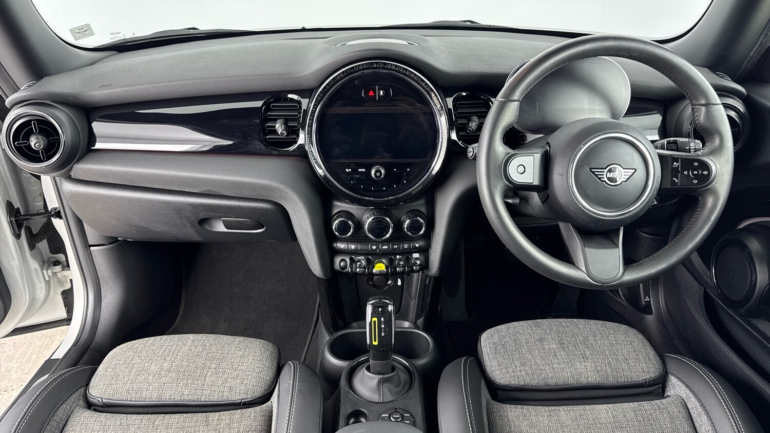 Used MINI Hatch 2022 for sale - 76749823: Photo 4