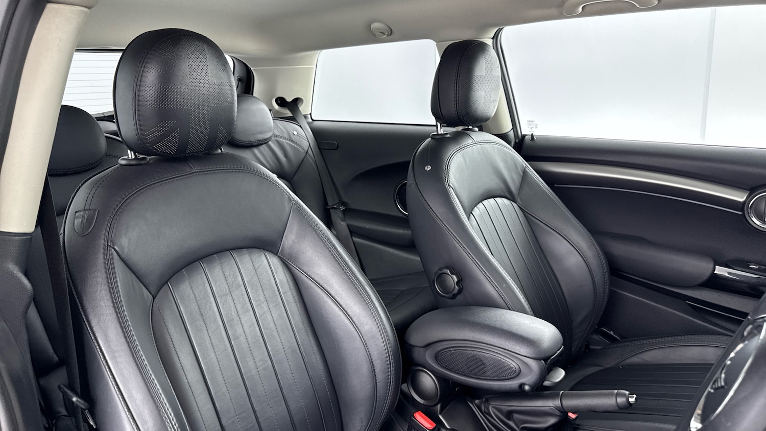 Used MINI Hatch 2020 for sale - 76979642: Photo 25