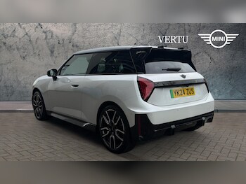 Used MINI Cooper 2024 for sale - 78176372: Photo