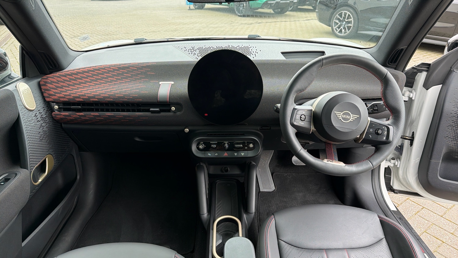 Used MINI Cooper 2024 for sale - 78176372: Photo 4