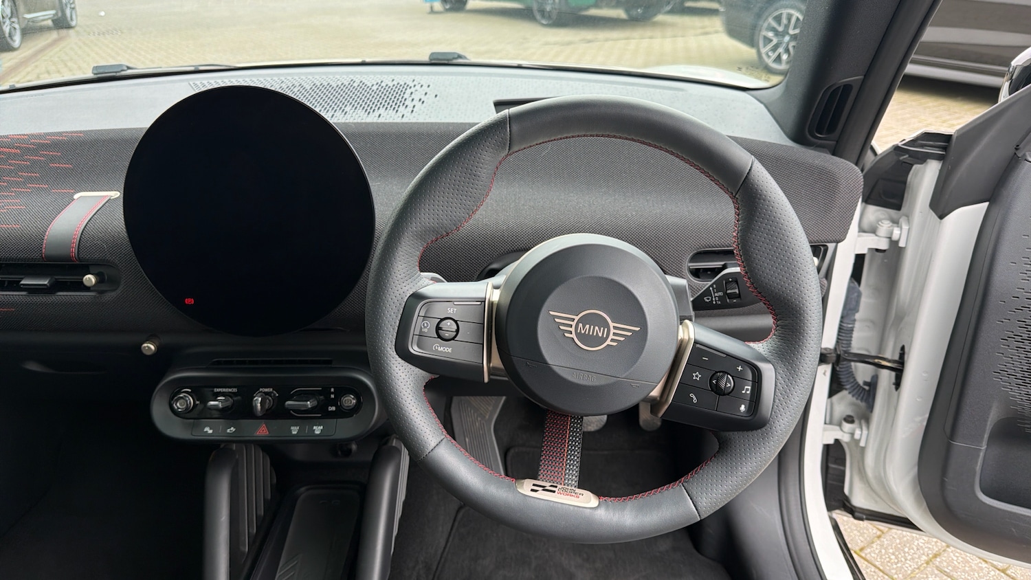 Used MINI Cooper 2024 for sale - 78176372: Photo 5