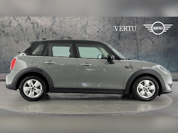 Used MINI Hatch 2021 for sale - 79231245: Photo