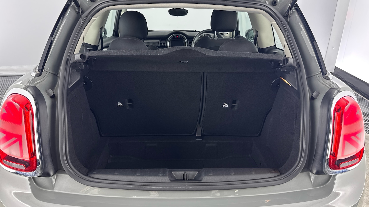 Used MINI Hatch 2019 for sale - 77965664: Photo 13