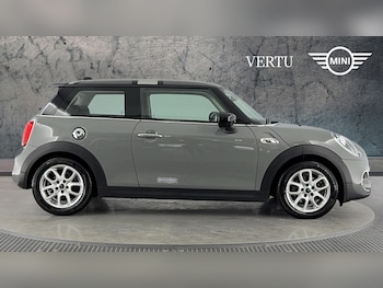 Used MINI Hatch 2019 for sale - 77965664: Photo