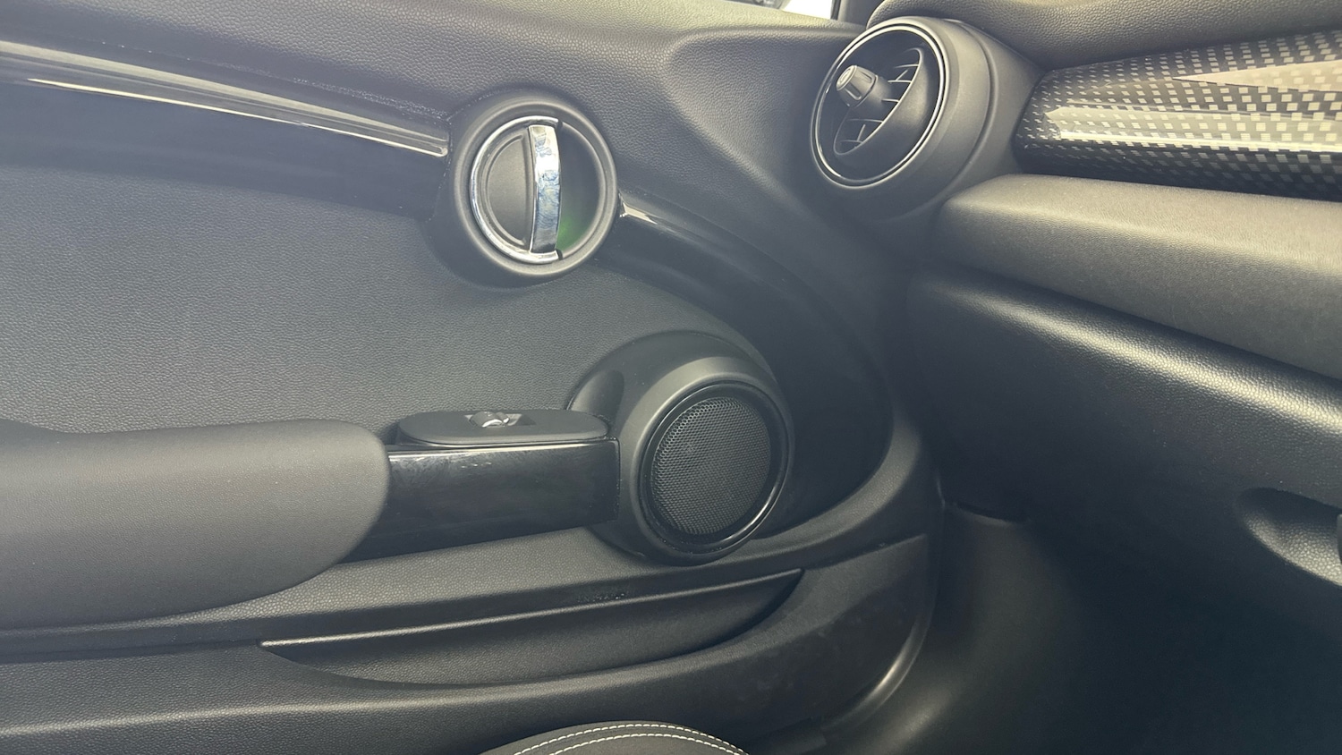 Used MINI Hatch 2019 for sale - 77965664: Photo 42