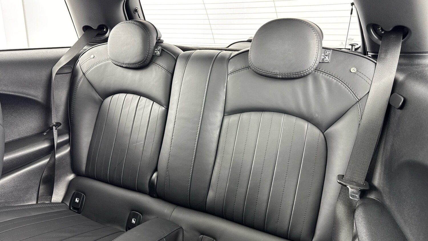 Used MINI Hatch 2023 for sale - 76603315: Photo 12