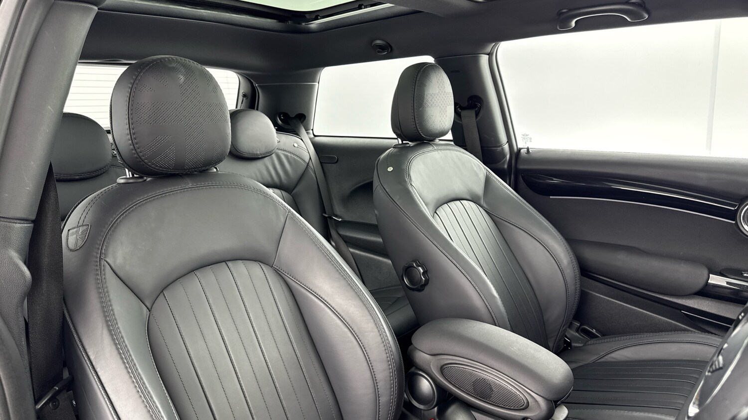 Used MINI Hatch 2023 for sale - 76603315: Photo 28