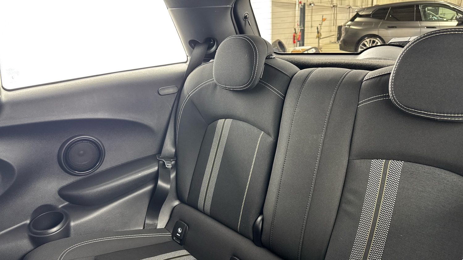 Used MINI Hatch 2019 for sale - 77968500: Photo 12