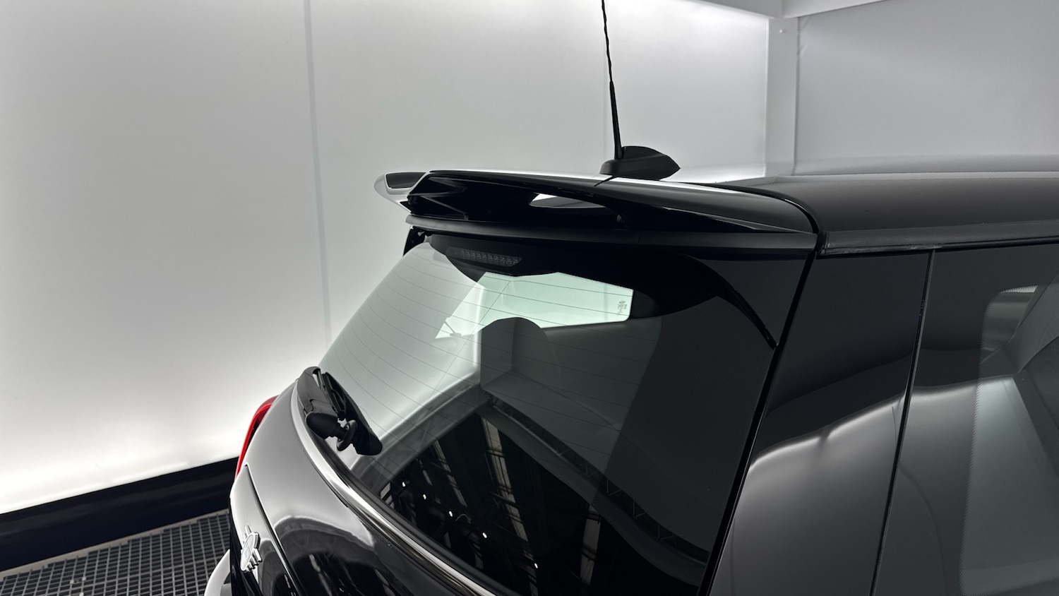 Used MINI Hatch 2019 for sale - 77968500: Photo 26