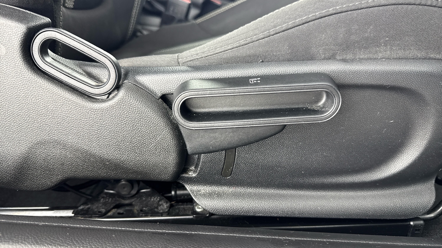 Used MINI Hatch 2019 for sale - 77968500: Photo 31