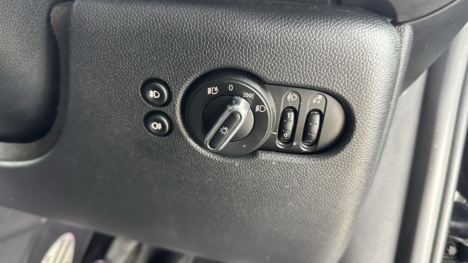 Used MINI Hatch 2019 for sale - 77968500: Photo 32