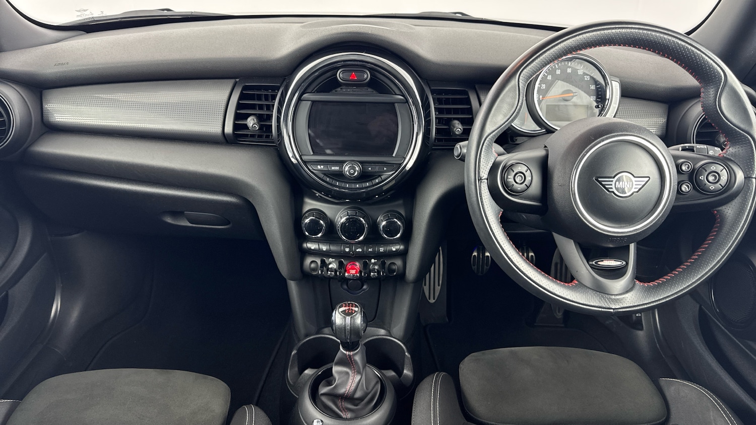 Used MINI Hatch 2019 for sale - 77968500: Photo 4