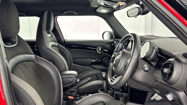 Used MINI Hatch 2022 for sale - 76091363: Photo 11