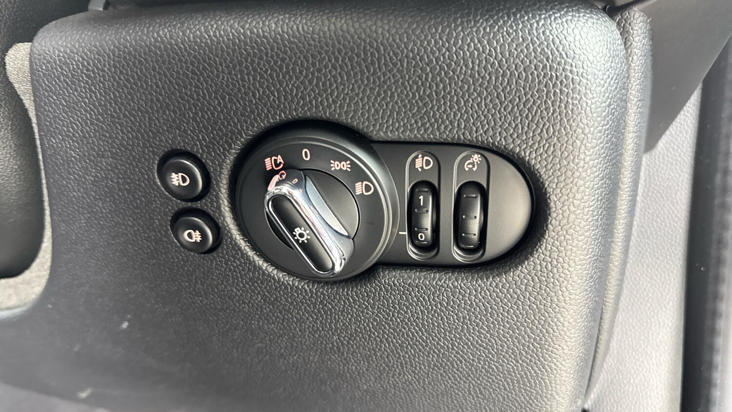 Used MINI Hatch 2020 for sale - 77917103: Photo 29