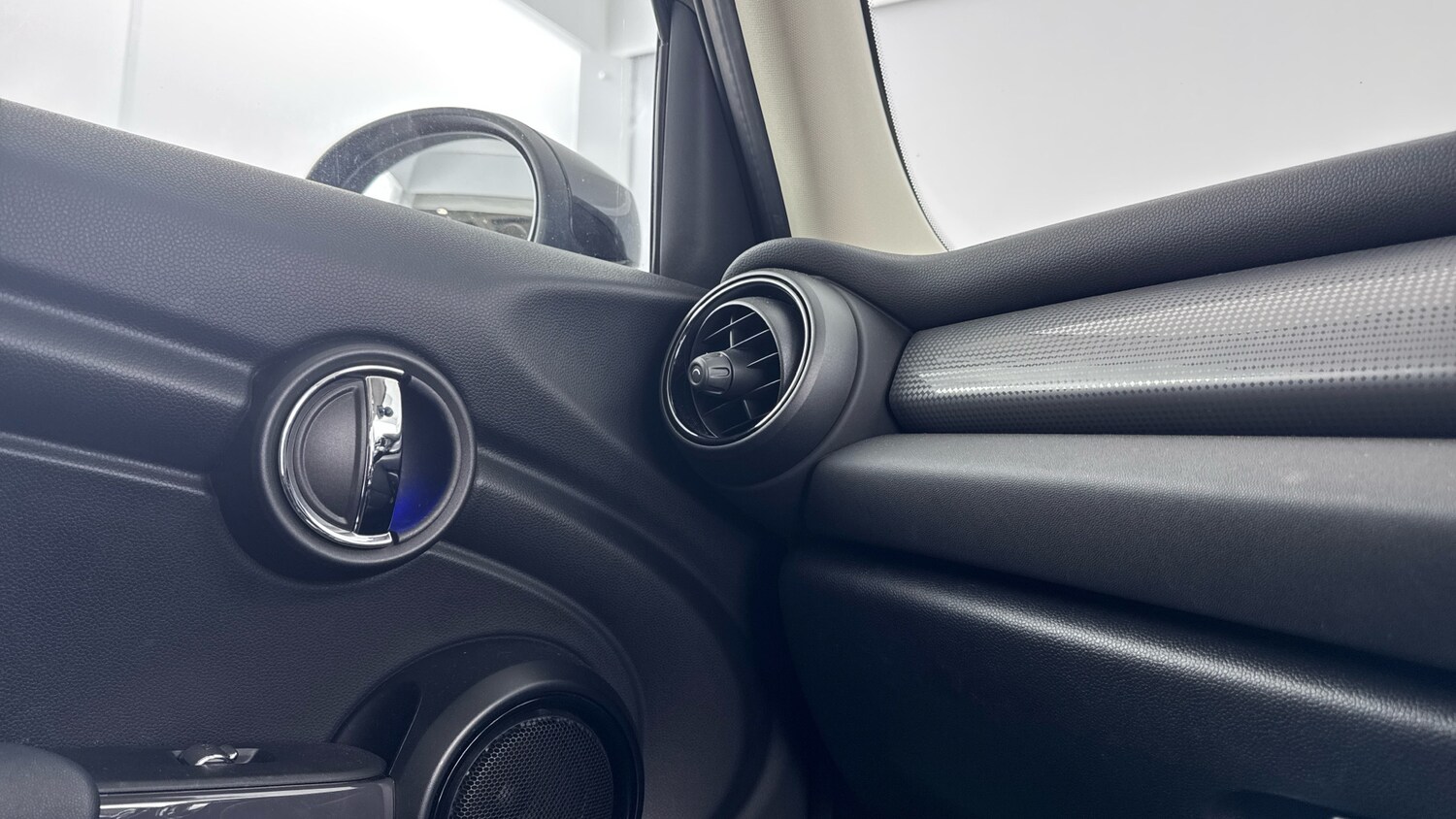 Used MINI Hatch 2020 for sale - 77917103: Photo 30