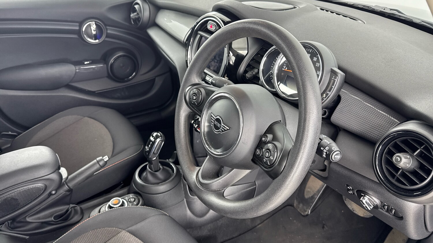 Used MINI Hatch 2020 for sale - 77917103: Photo 6