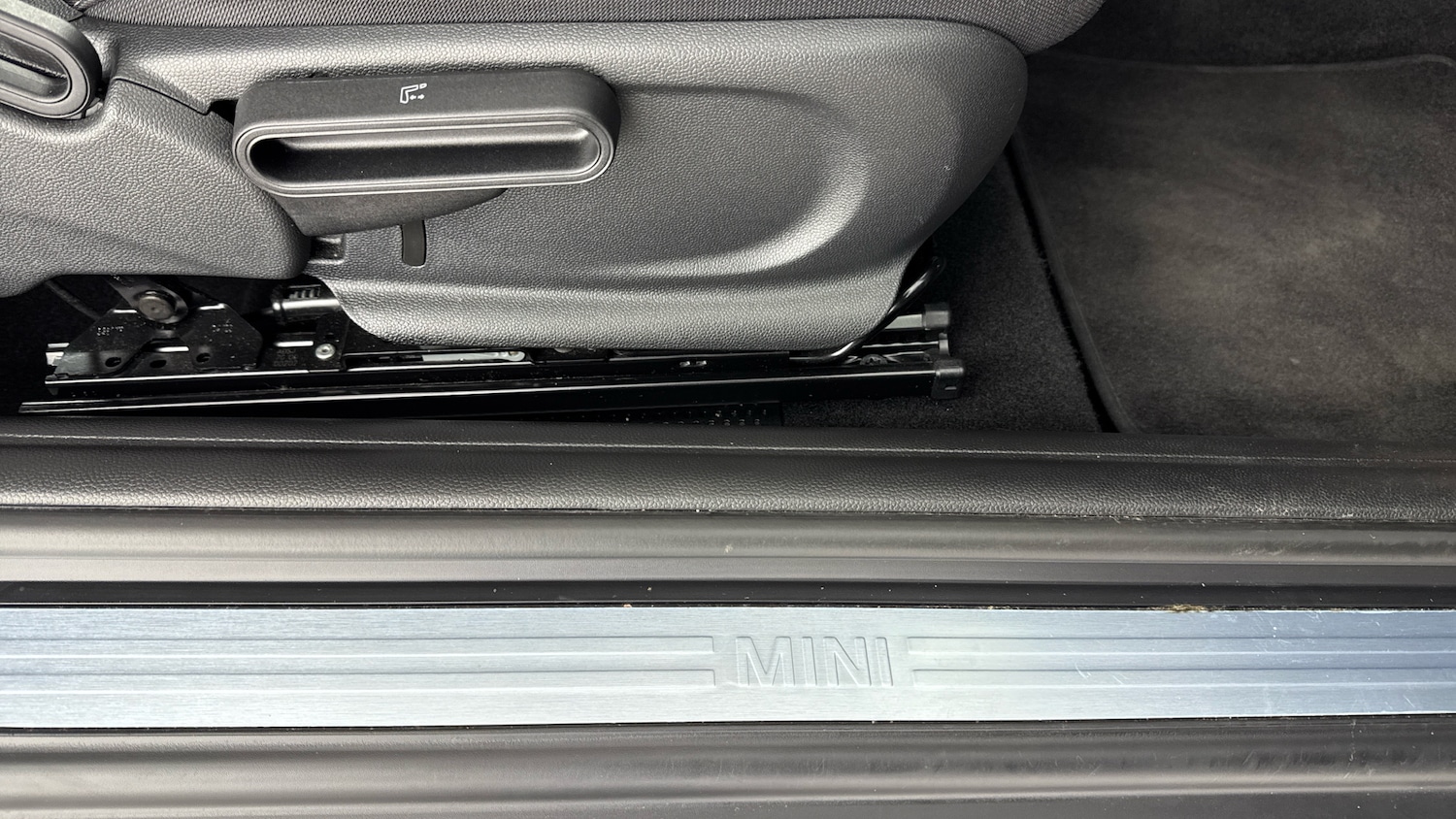 Used MINI Hatch 2023 for sale - 77883880: Photo 32