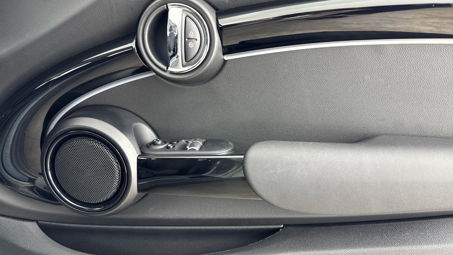 Used MINI Hatch 2023 for sale - 77883880: Photo 34