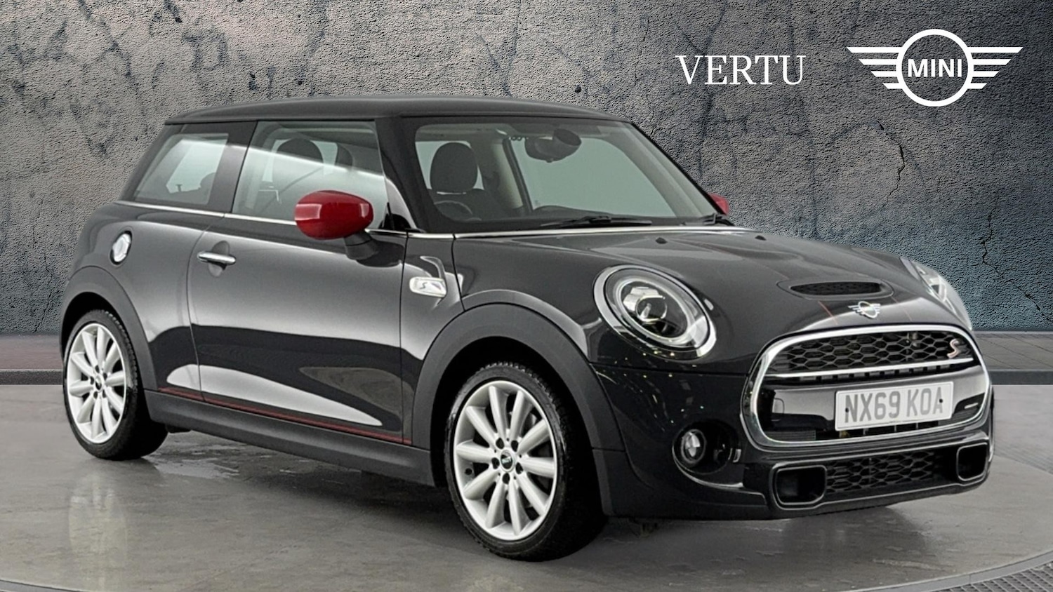 Used MINI Hatch 2019 for sale - 76554872: Photo 1