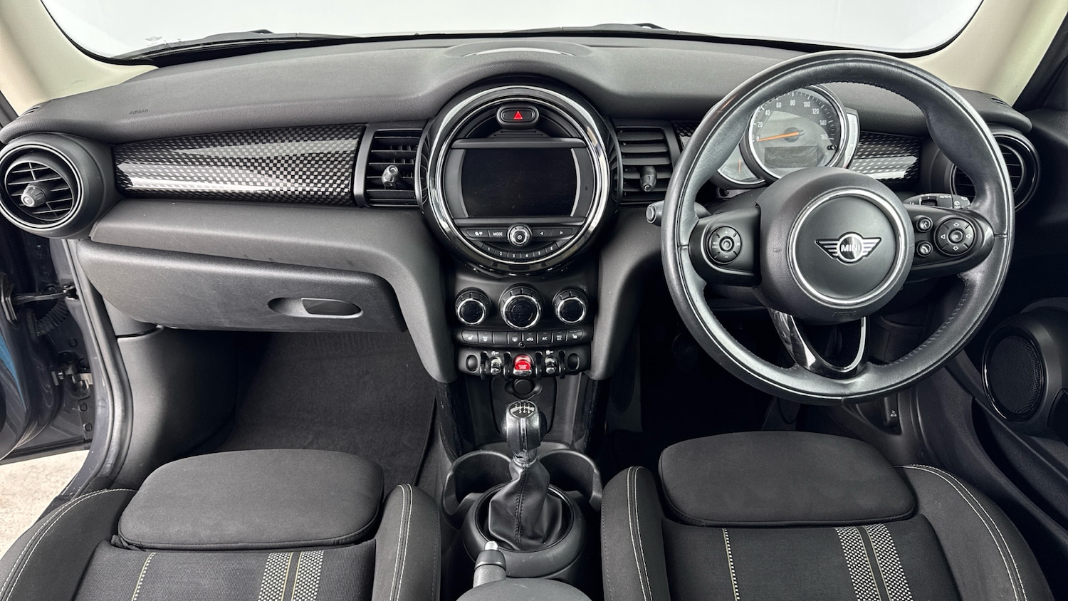 Used MINI Hatch 2019 for sale - 76554872: Photo 4