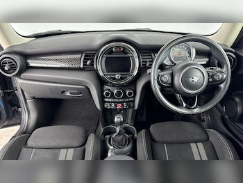 Used MINI Hatch 2019 for sale - 76554872: Photo